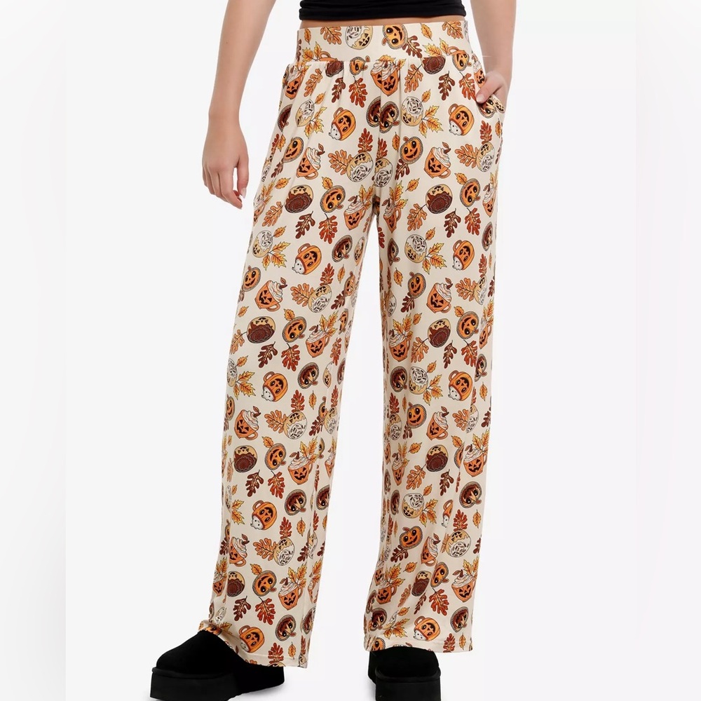 Thorn & Fable‎ Pumpkin Spice Jack-O'-Lanterns Wide Leg Lounge Pant Hot Topic